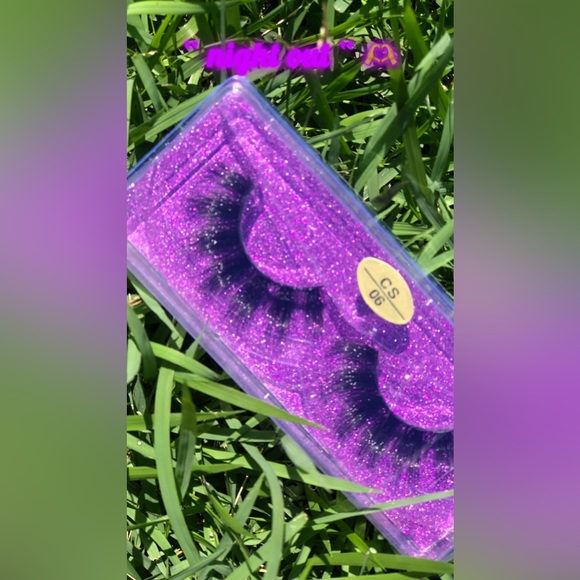 Beautiful Lashes 🫶🏽 - Picture 6 of 12